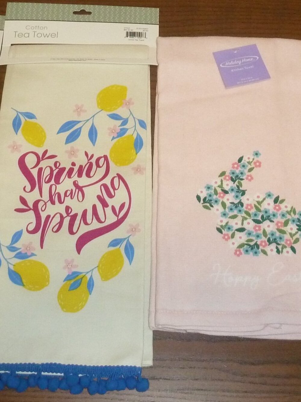 Lot Of 4 Spring has Sprung tea Dish Kitchen Towels 100% Cotton
